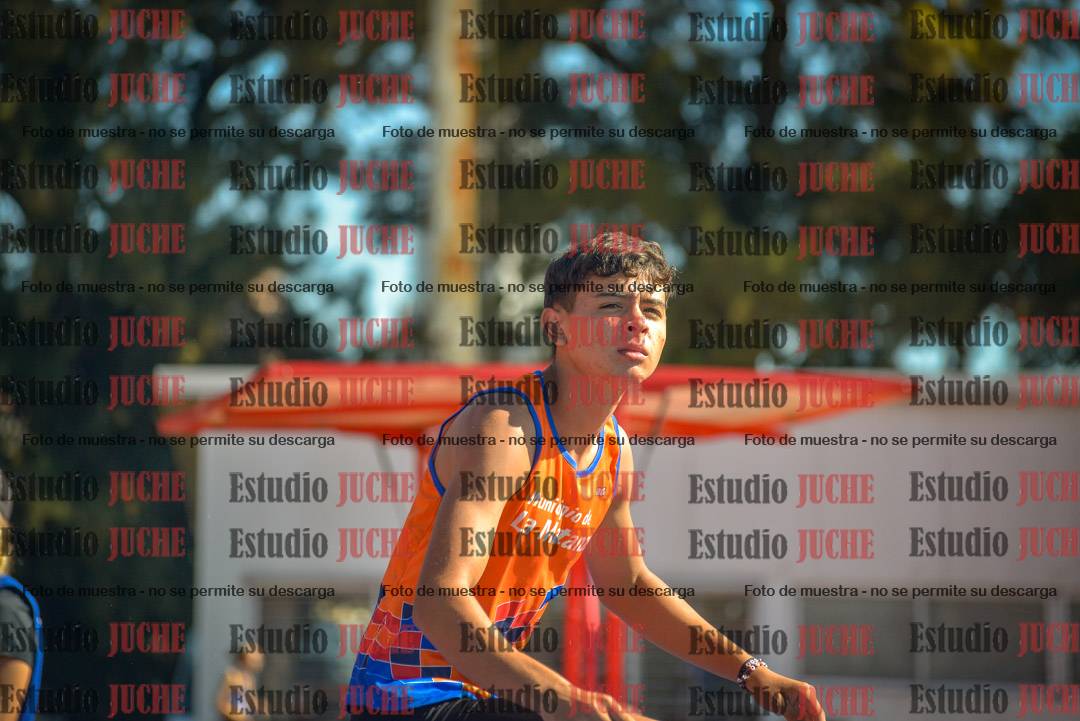 Fotos del salto en alto - grupo 2
