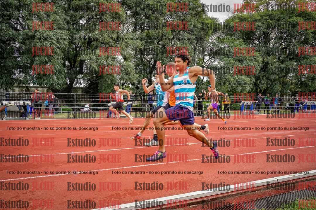 Fotos de los 100 m llanos de varones