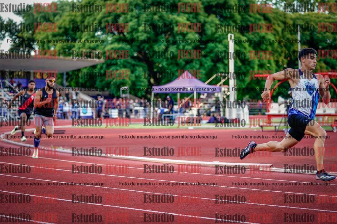 Fotos de los 400 m llanos de varones