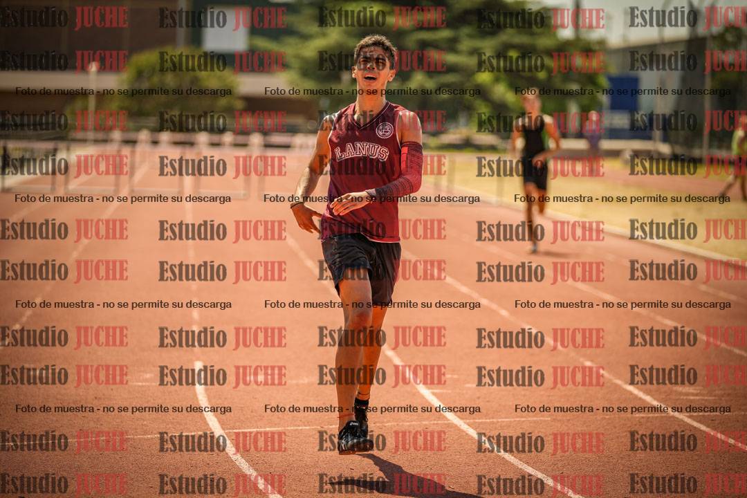 Fotos de los 400 m con vallas de varones