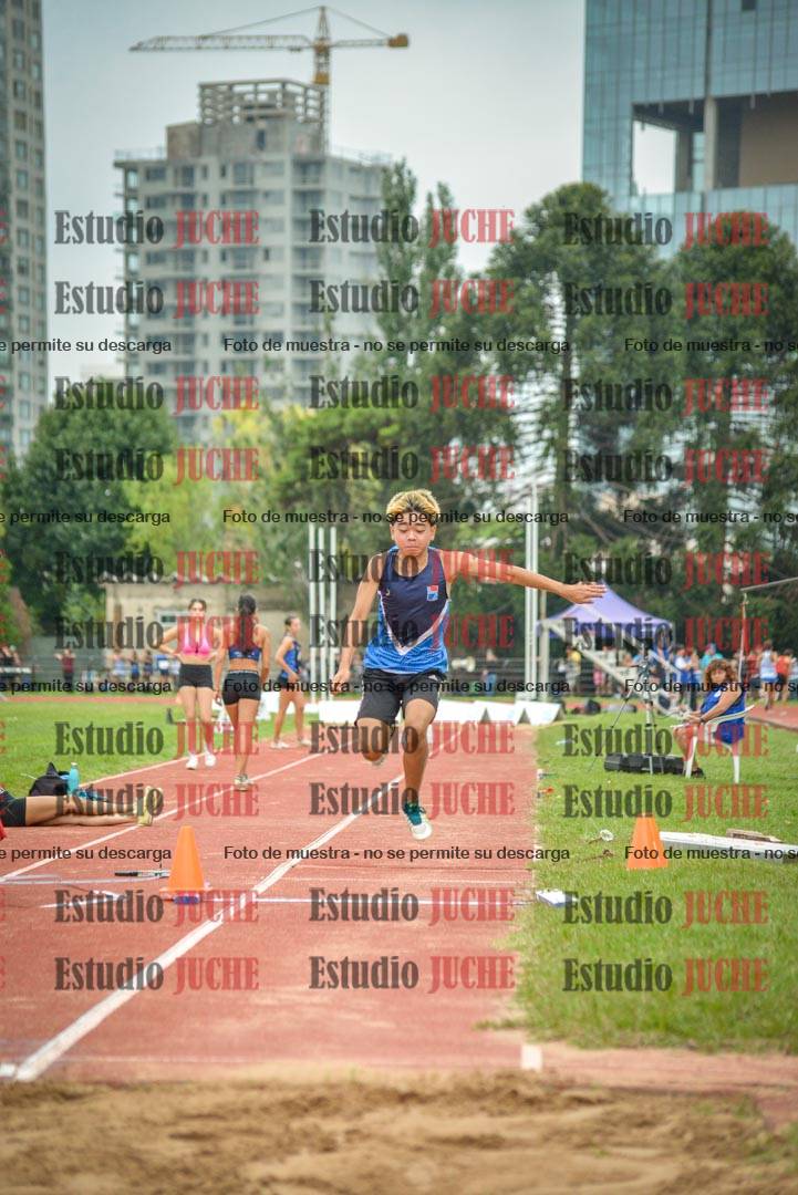 Fotos del salto triple - tabla de 8 y 10