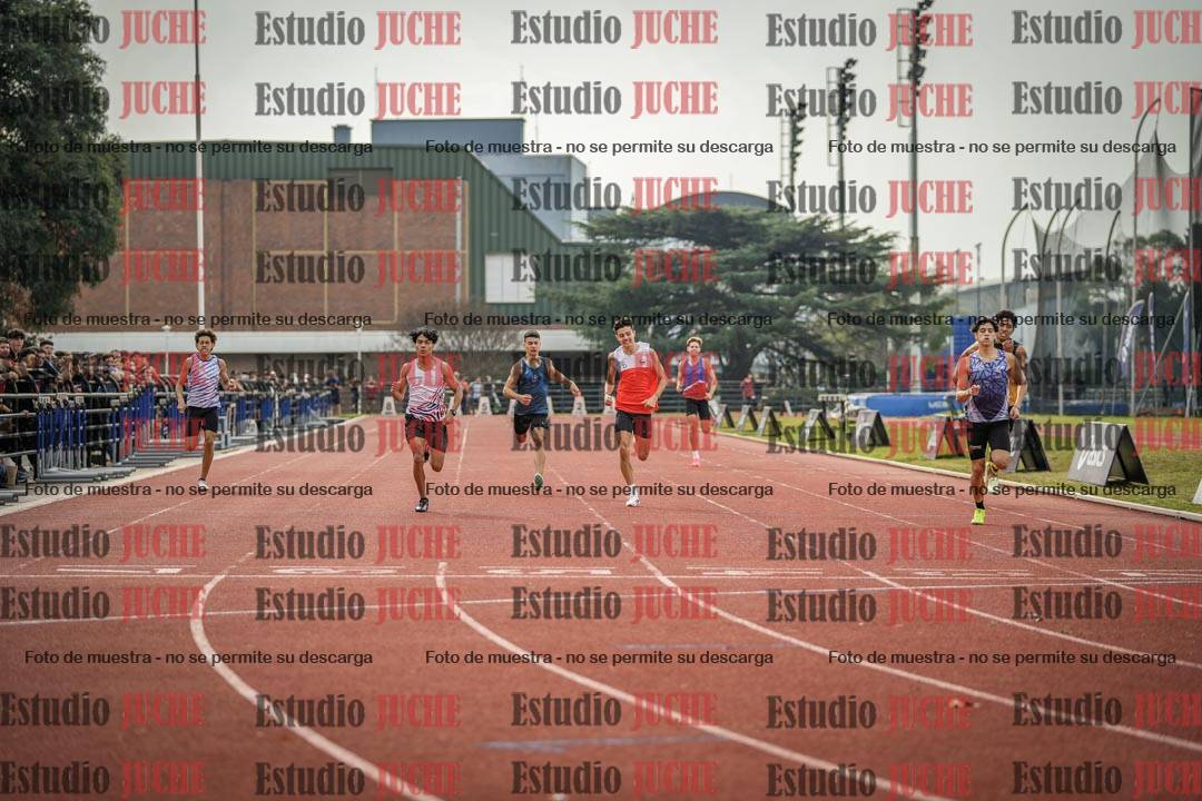 Fotos de los 400 m llanos de varones