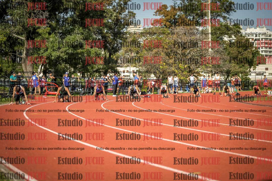 Fotos de los 200 m llanos de varones