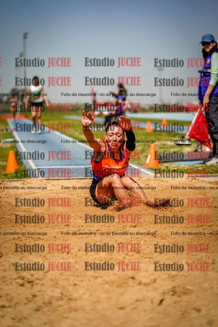 Fotos del salto en largo de mujeres - heptatlón 5