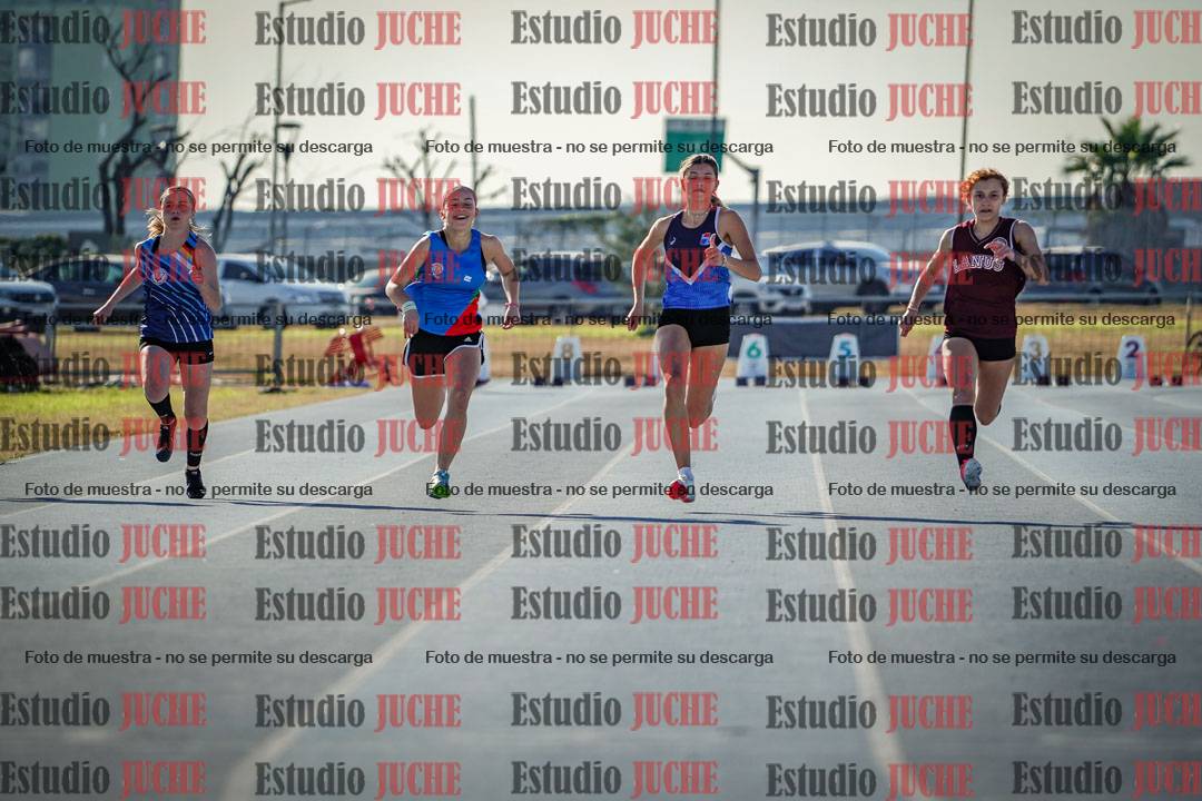 Fotos de los 100 m llanos de mujeres - FINAL U18