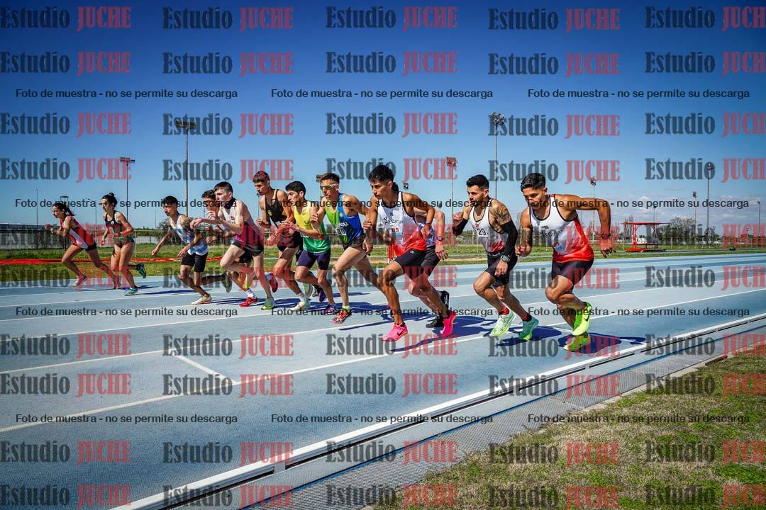 Fotos de los 5000 m llanos de mujeres y varones