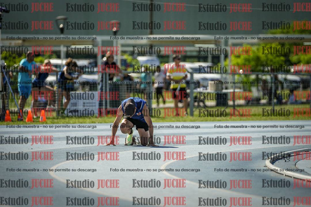 Fotos de los 400 m llanos de varones