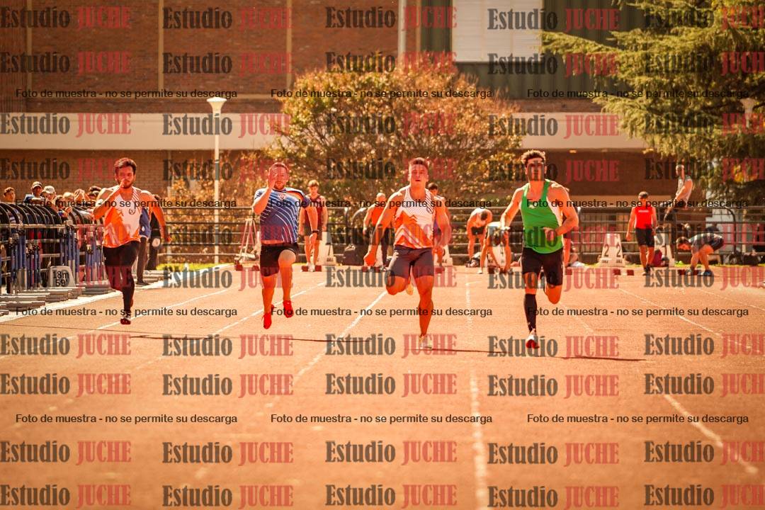 Fotos de los 100 m llanos de varones