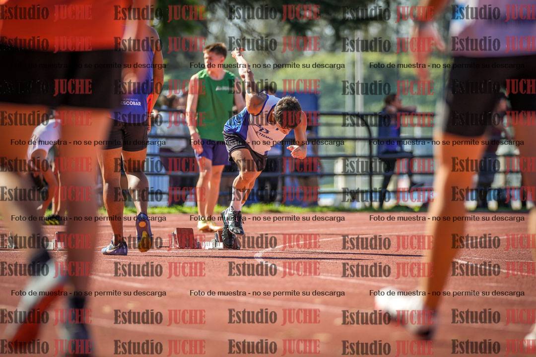 Fotos de los 100 m llanos de varones