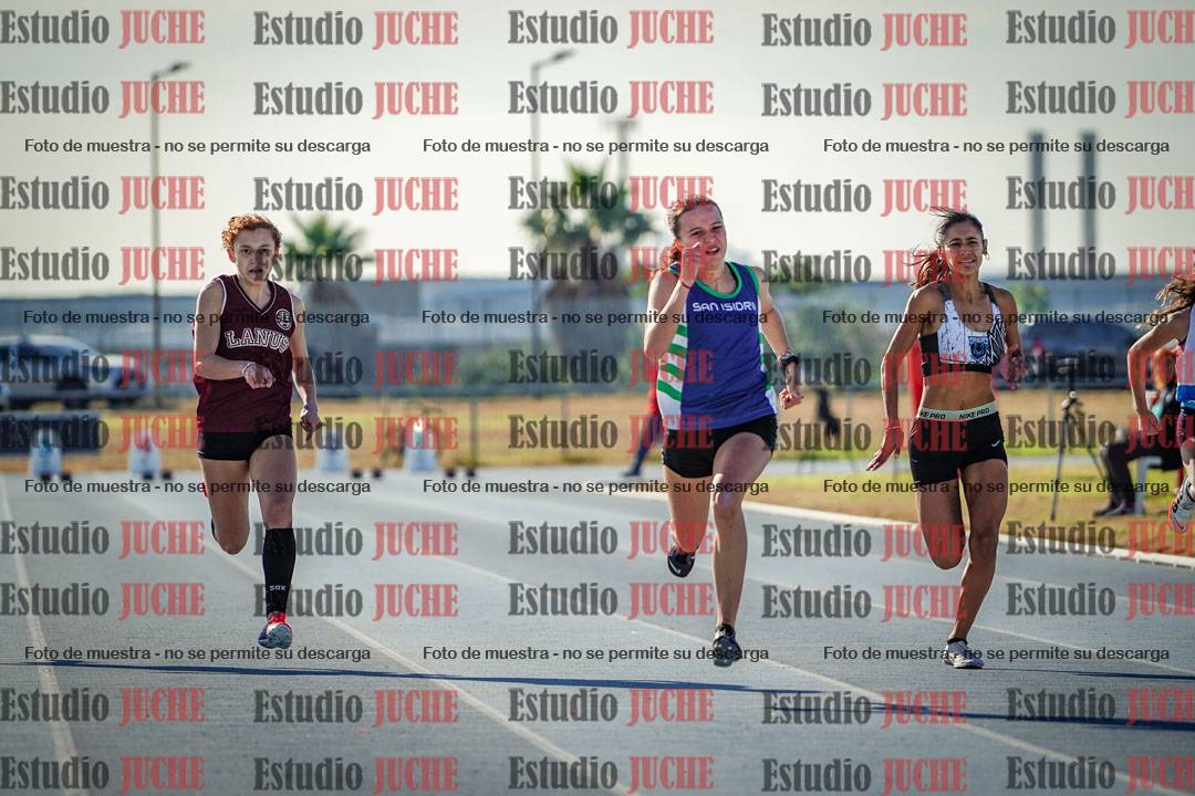 Fotos de los 100 m llanos de mujeres - FINAL U18