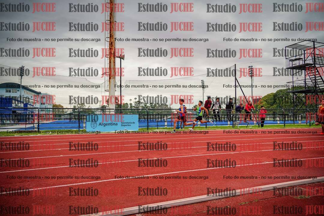 Fotos de los 200 m llanos de varones