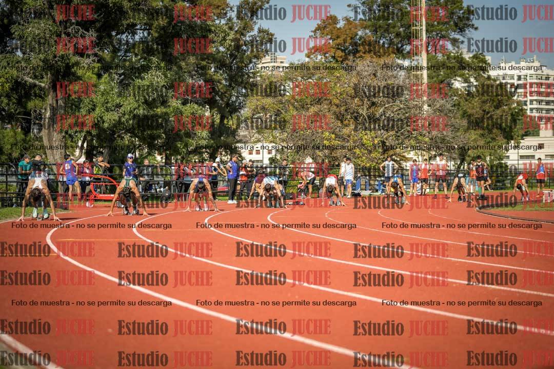 Fotos de los 200 m llanos de varones