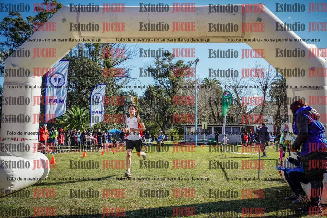 Fotos de la llegada del cross de 3000 m