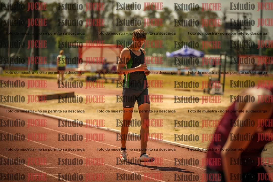 Fotos de los 400 m con vallas de varones
