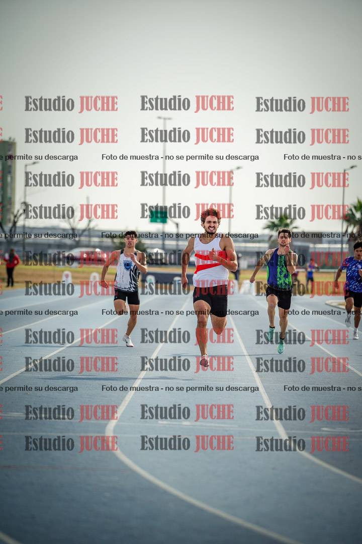 Fotos de los 200 m llanos de varones