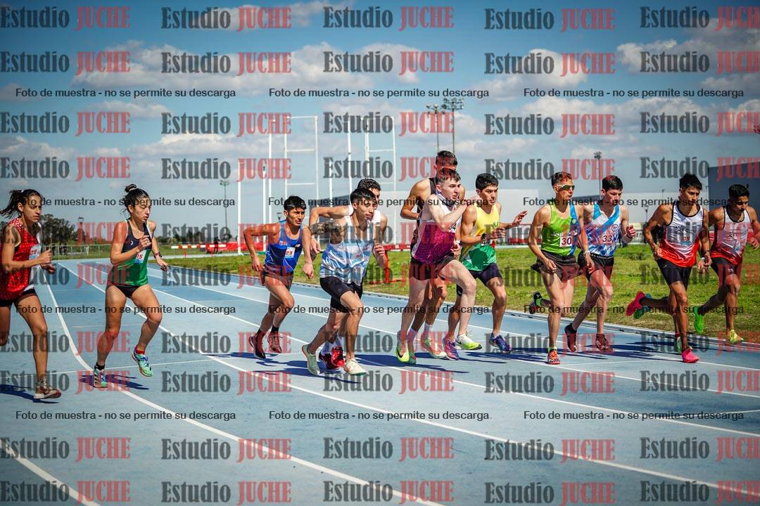 Fotos de los 5000 m llanos de mujeres y varones