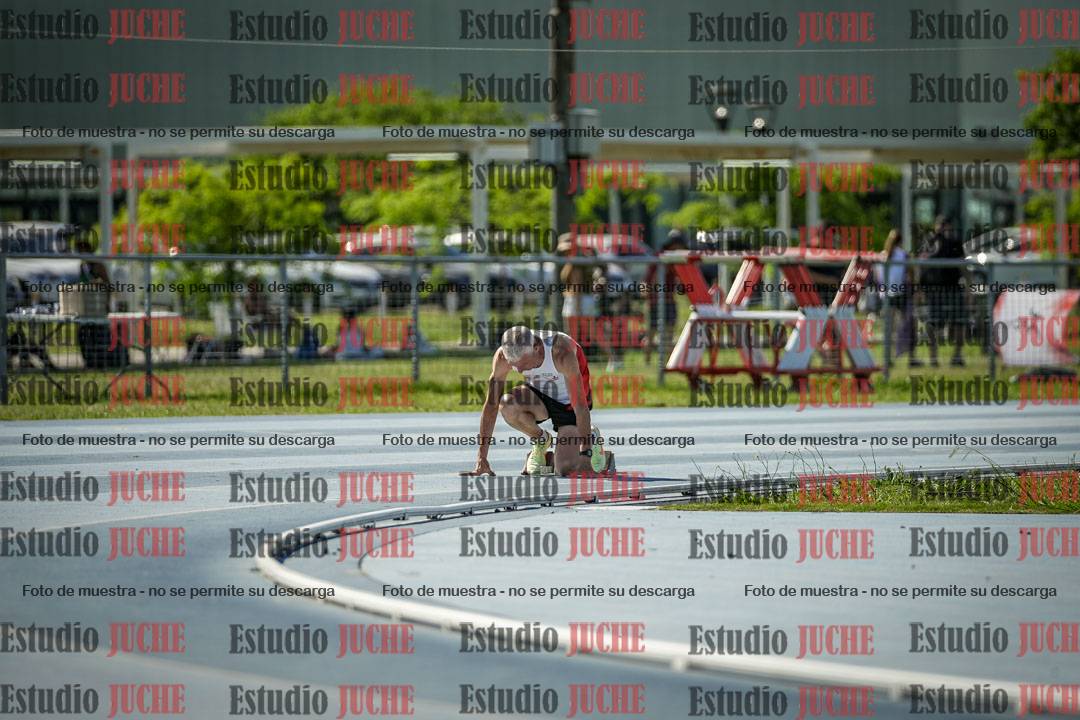 Fotos de los 400 m llanos de varones