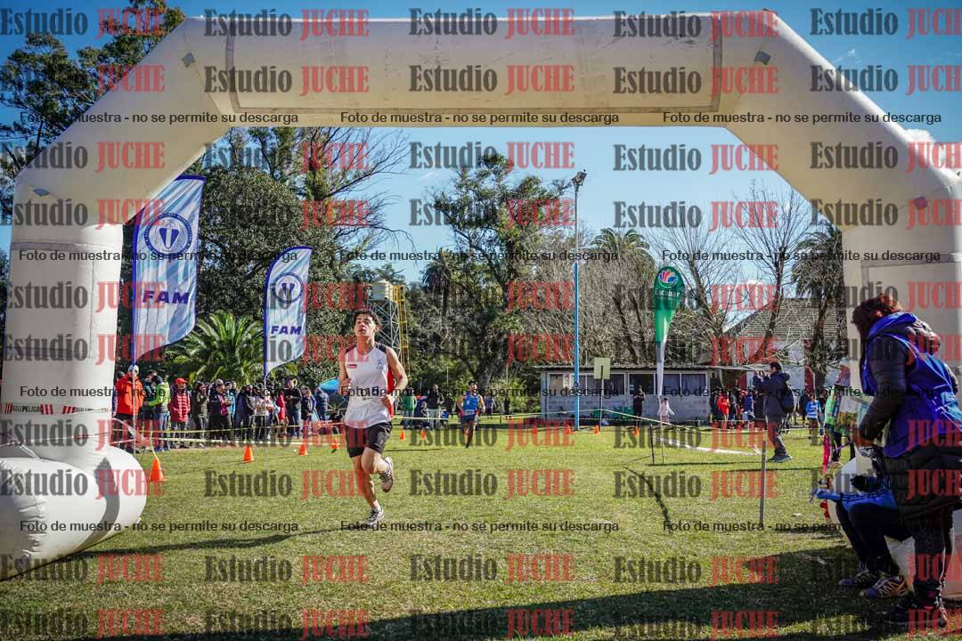 Fotos de la llegada del cross de 3000 m