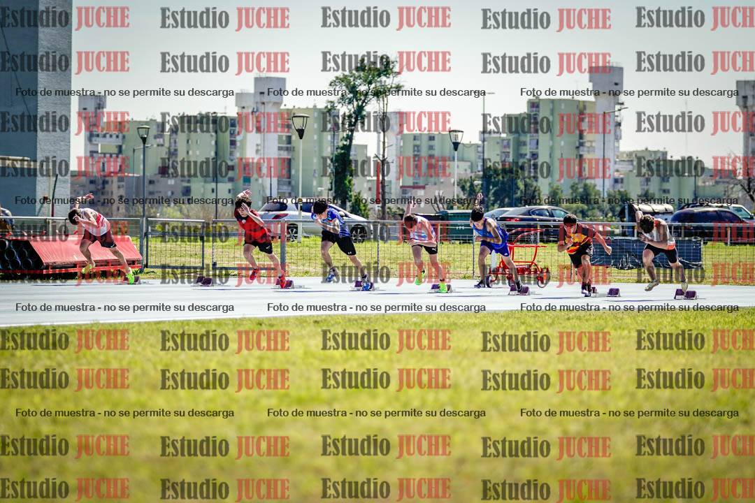 Fotos de los 100 m llanos de varones