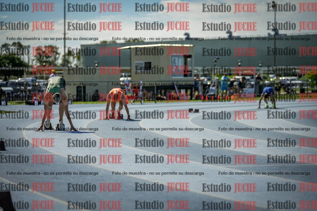 Fotos de los 400 m llanos de varones
