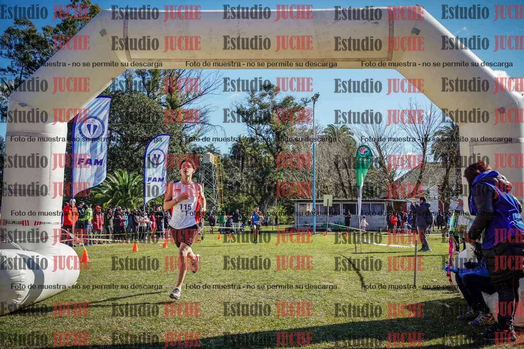 Fotos de la llegada del cross de 3000 m