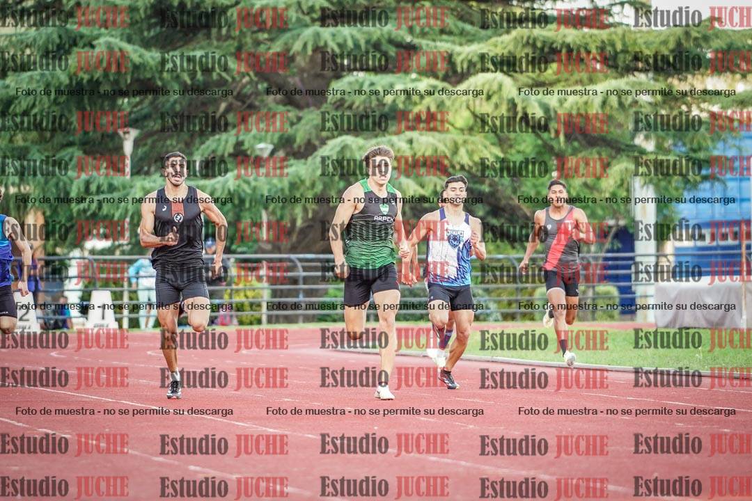 Fotos de los 400 m llanos de varones