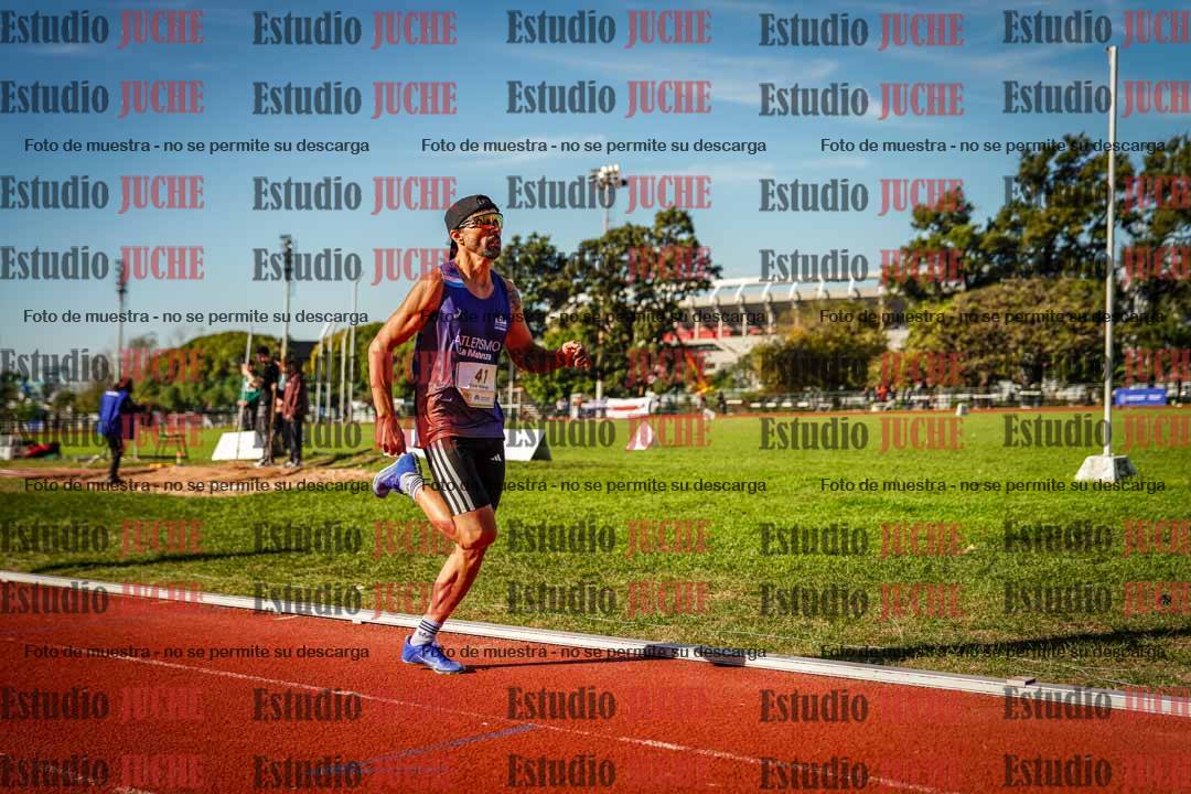 Fotos de los 800 m llanos de varones