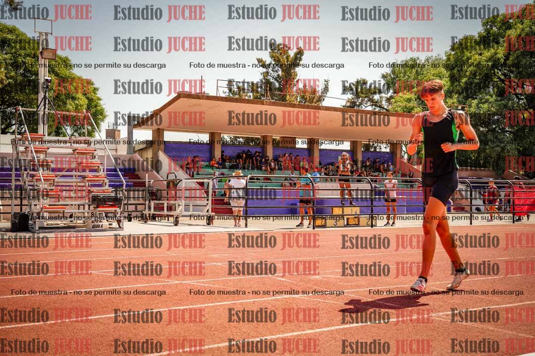 Fotos de los 400 m con vallas de varones