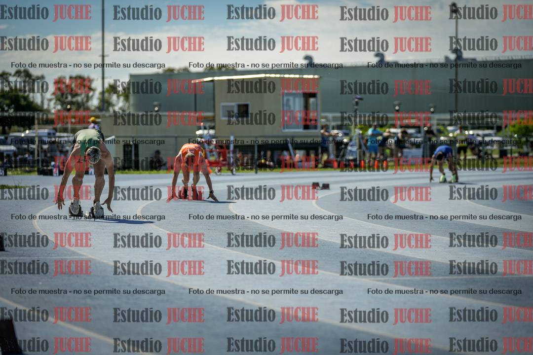 Fotos de los 400 m llanos de varones