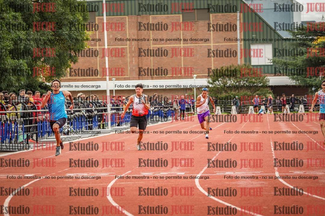 Fotos de los 100 m llanos de varones