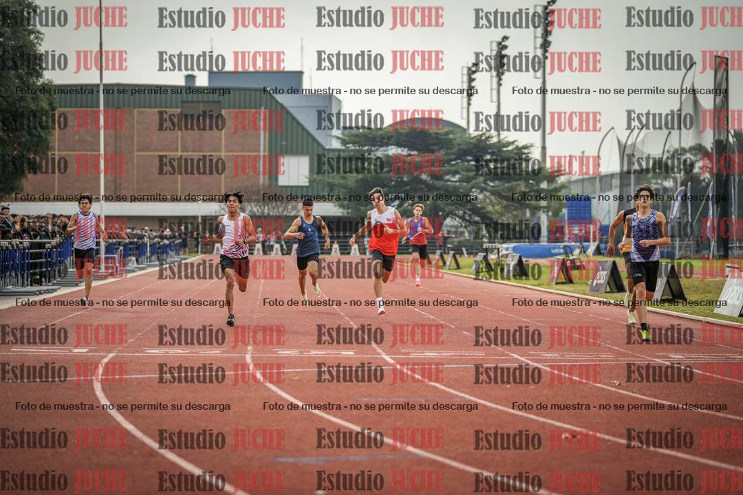 Fotos de los 400 m llanos de varones