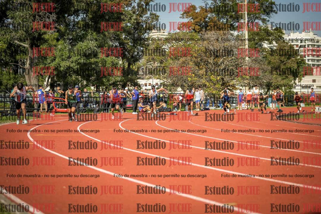 Fotos de los 200 m llanos de varones