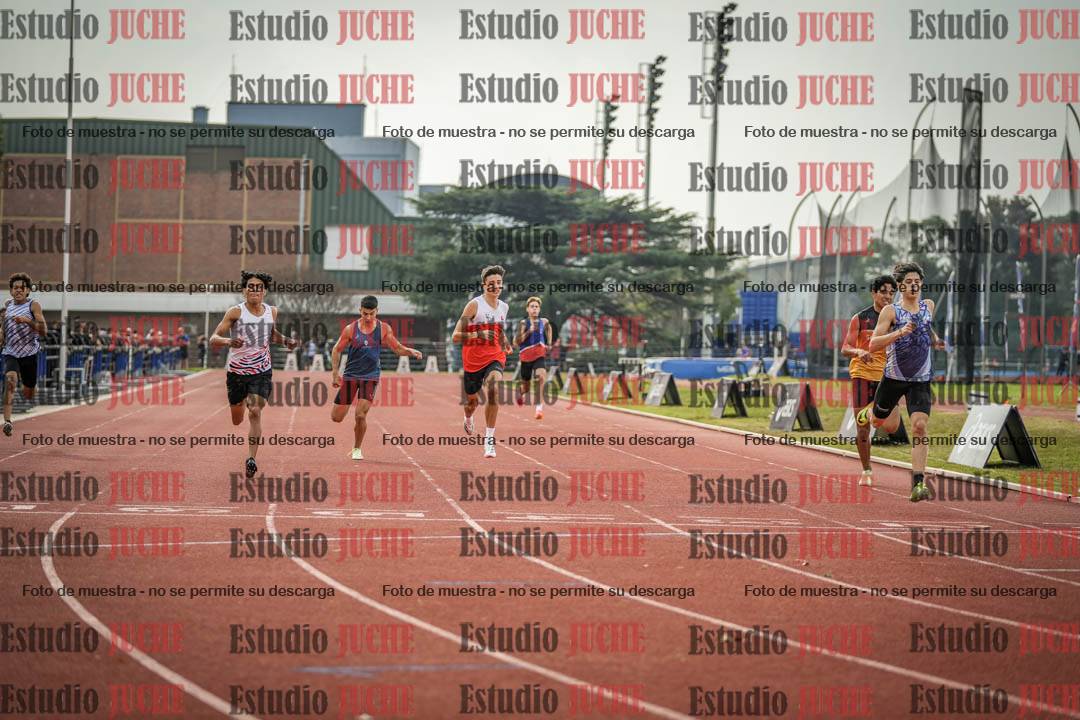 Fotos de los 400 m llanos de varones