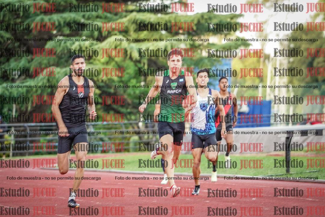Fotos de los 400 m llanos de varones