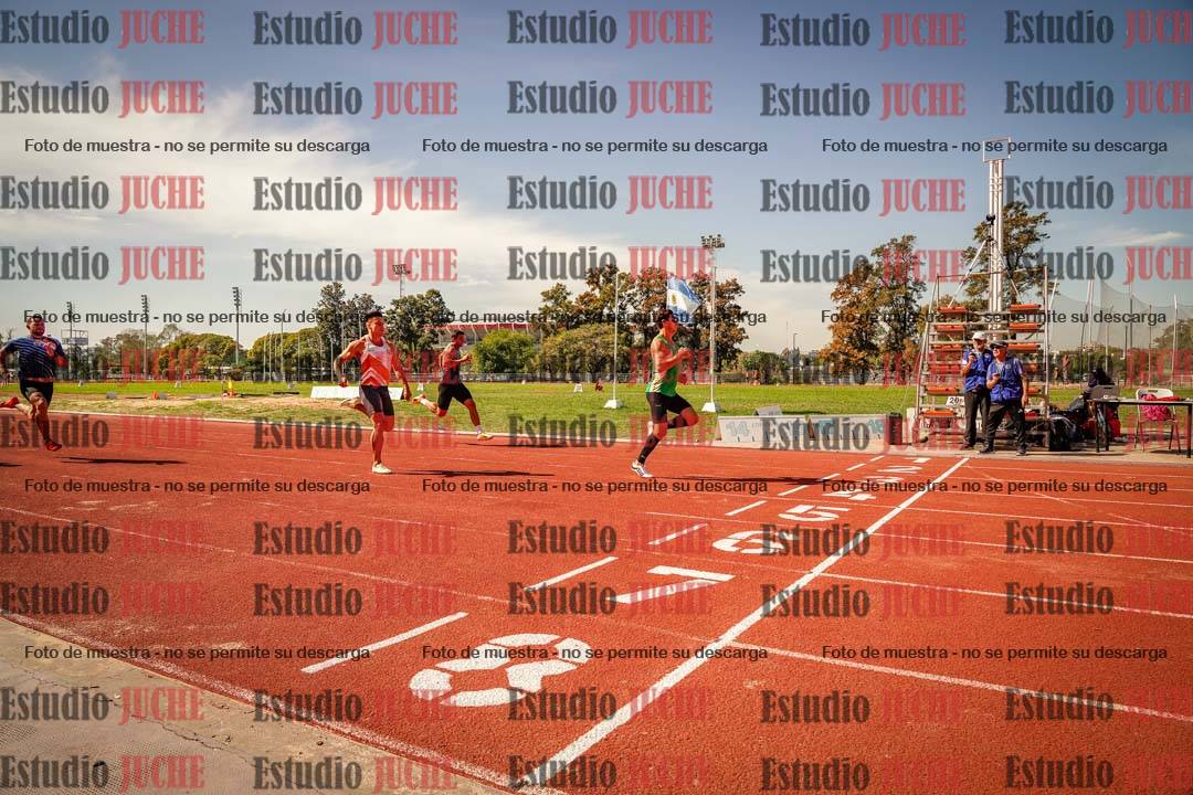 Fotos de los 100 m llanos de varones