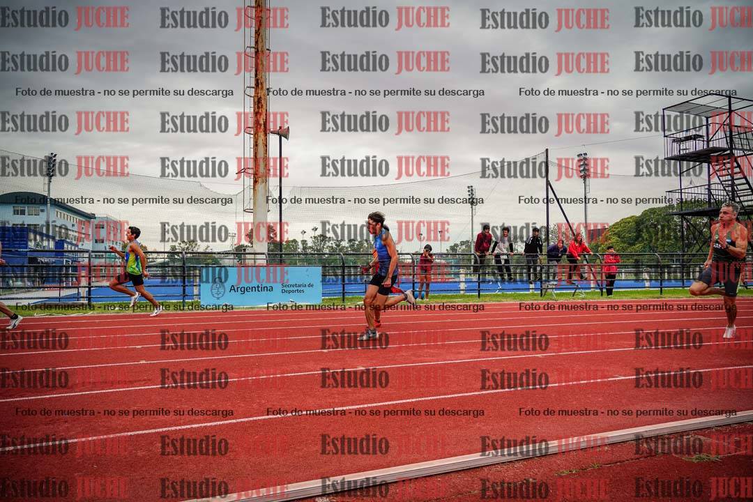 Fotos de los 200 m llanos de varones