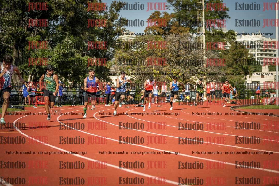 Fotos de los 200 m llanos de varones