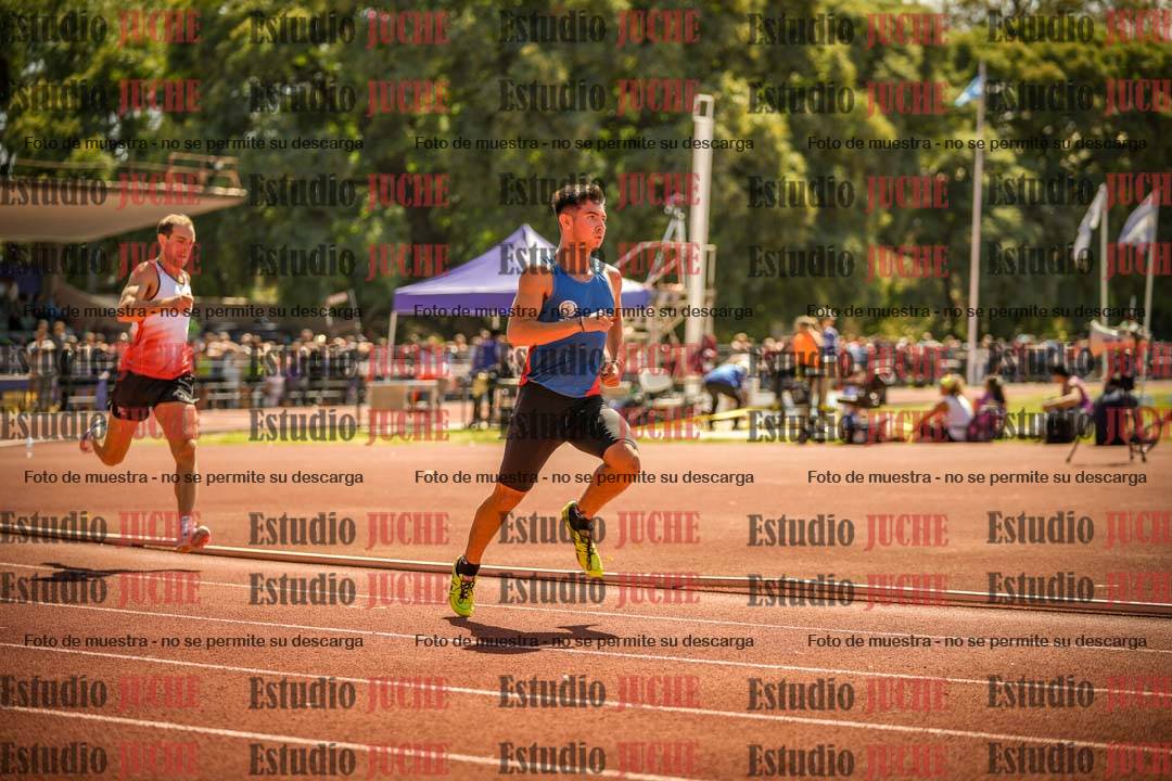 Fotos de los 400 m llanos de varones