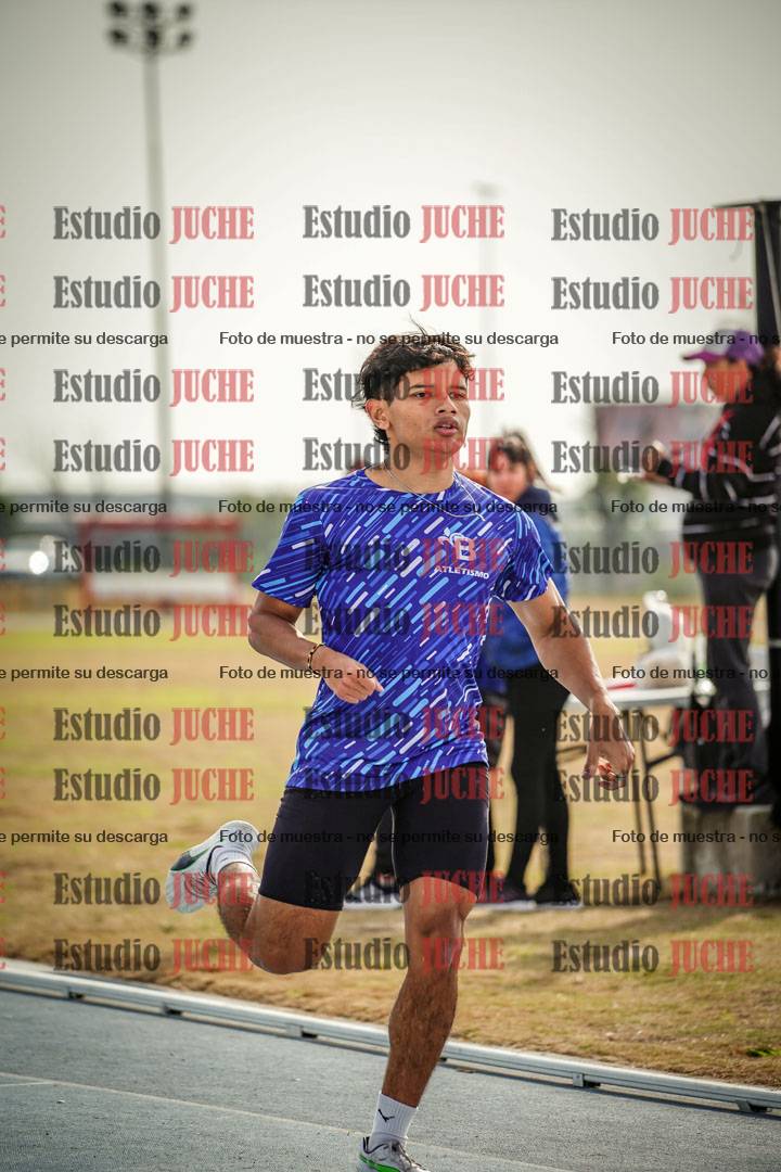 Fotos de los 200 m llanos de varones