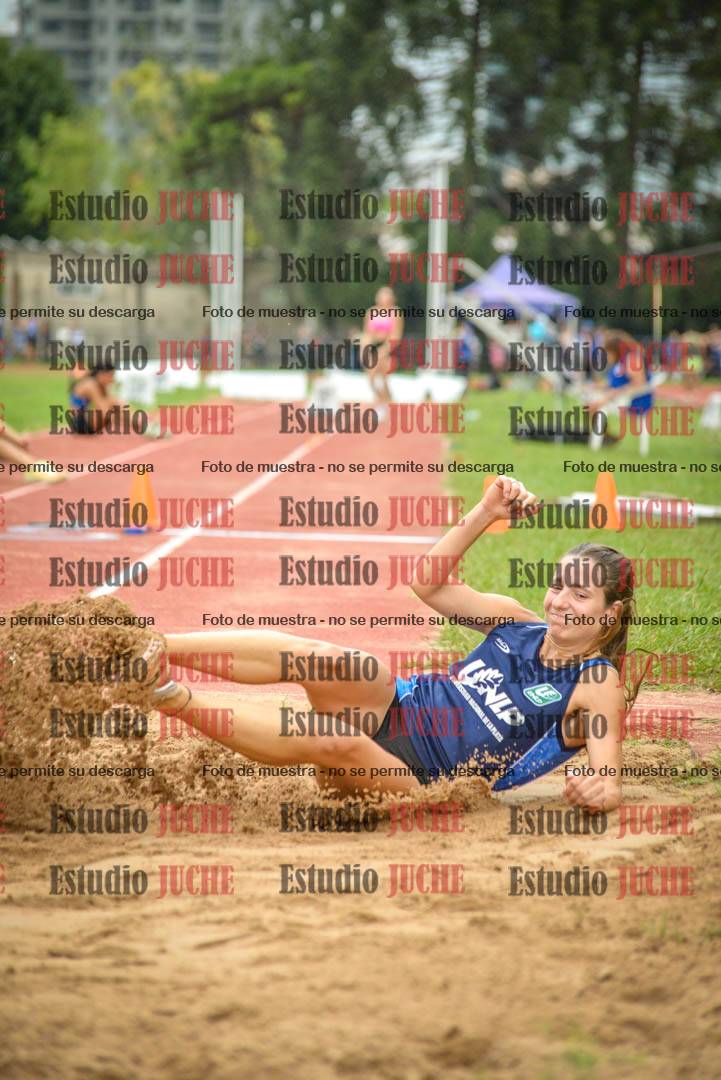 Fotos del salto triple - tabla de 8 y 10