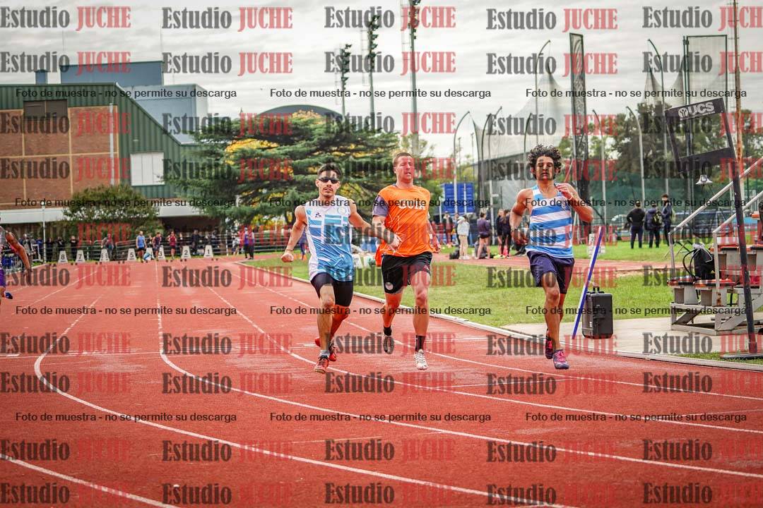 Fotos de los 100 m llanos de varones