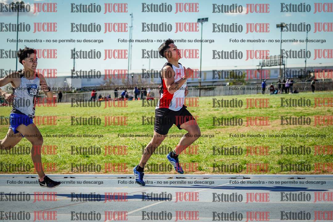 Fotos de los 800 m llanos de varones