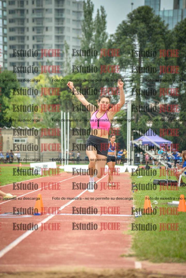 Fotos del salto triple - tabla de 8 y 10