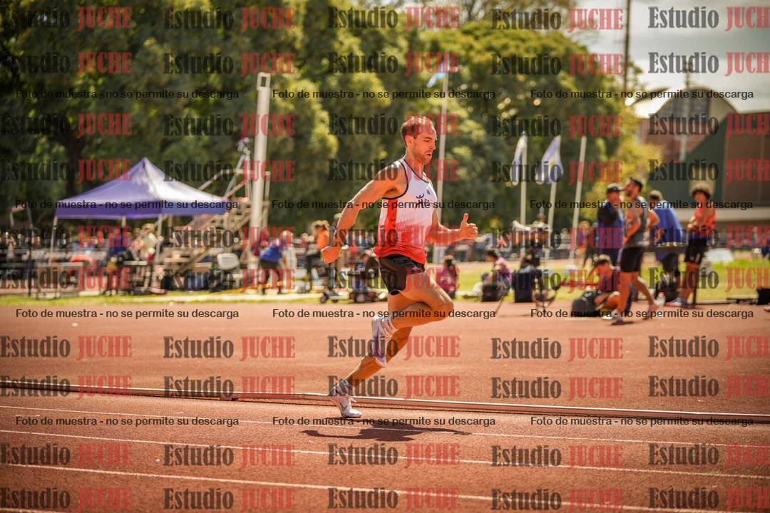 Fotos de los 400 m llanos de varones