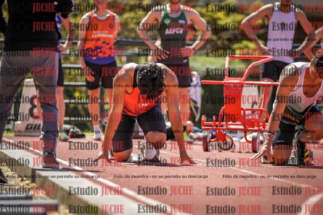 Fotos de los 100 m llanos de varones