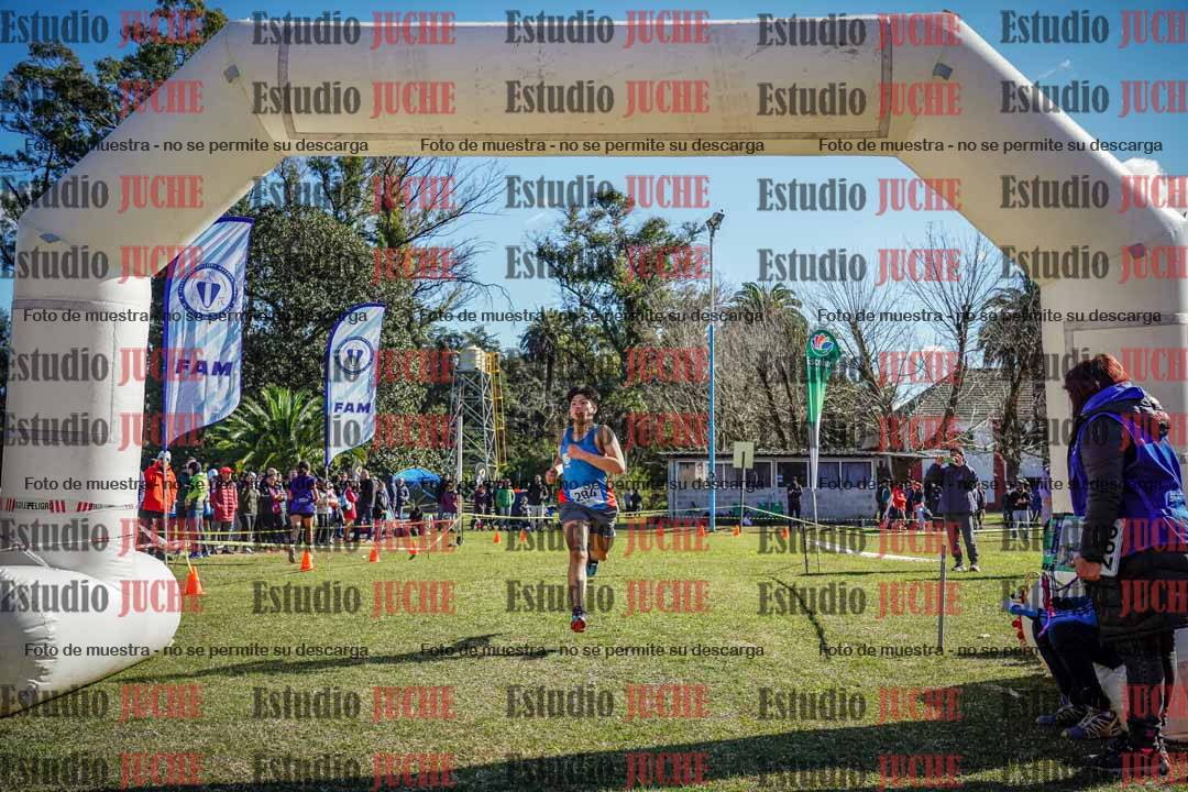 Fotos de la llegada del cross de 3000 m