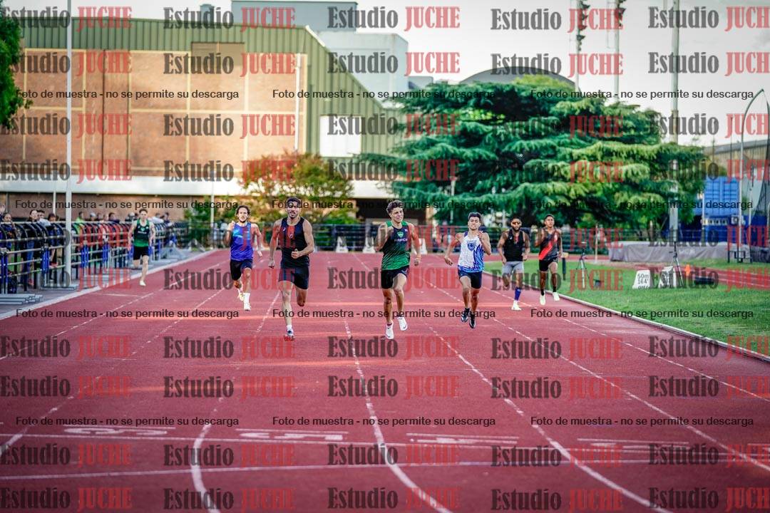 Fotos de los 400 m llanos de varones