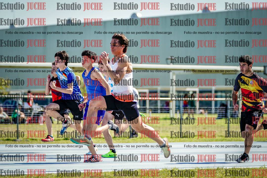 Fotos de los 100 m llanos de varones