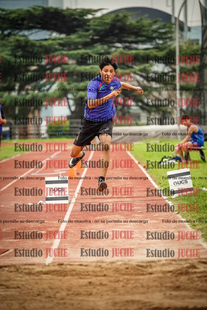 Fotos del salto triple de varones