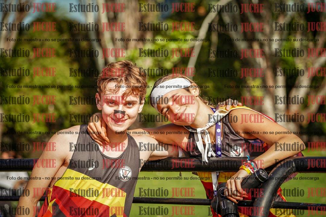 Fotos de algunos podios y extras